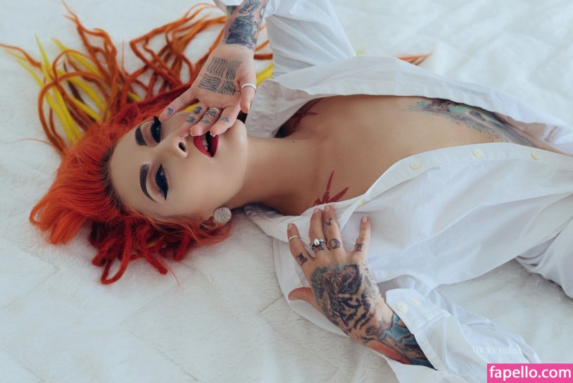 Red -haired with tattoos