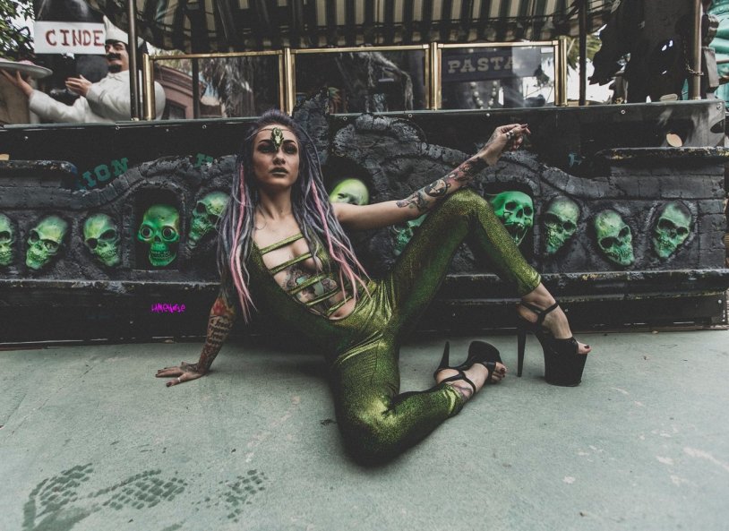 Lena Scissorhands Hot