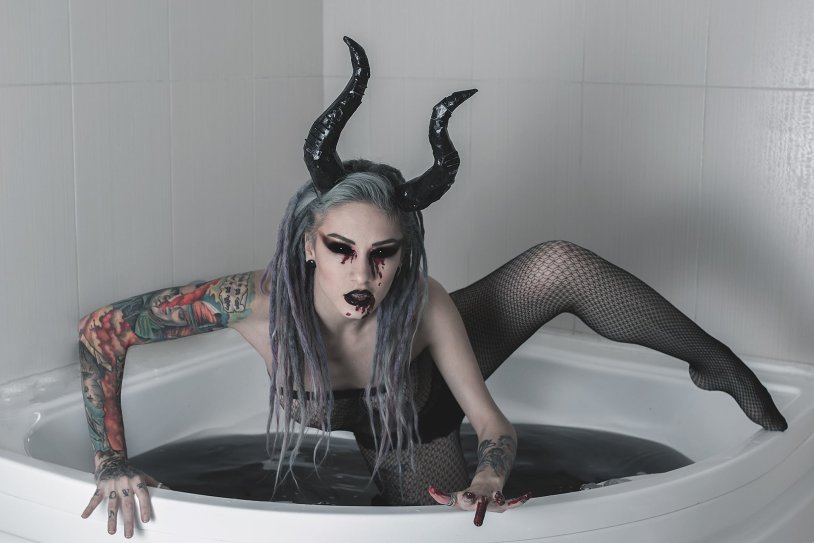 Fashion Shock Art Vika