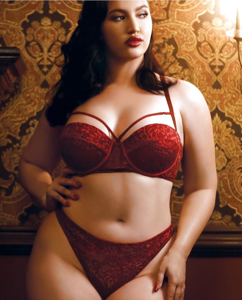 Kelly Moran Plus Saiz