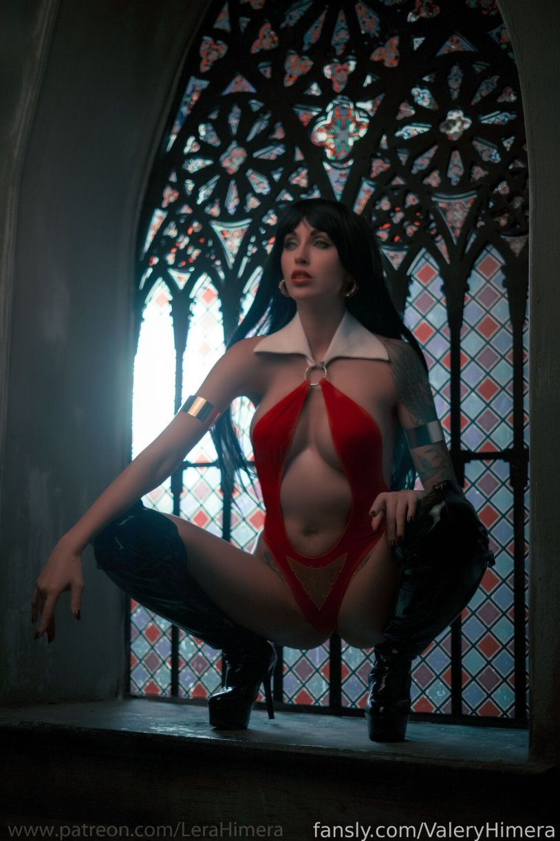 Ebigail Rhetchford cosplay vampirel