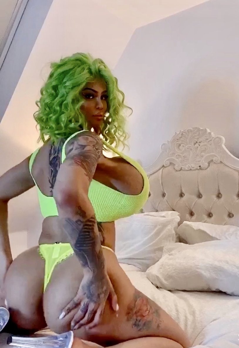 Nikki Valentina Rose dick