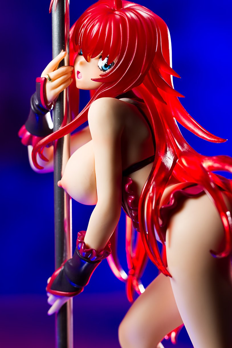 Anime figure Rias Gremory naked