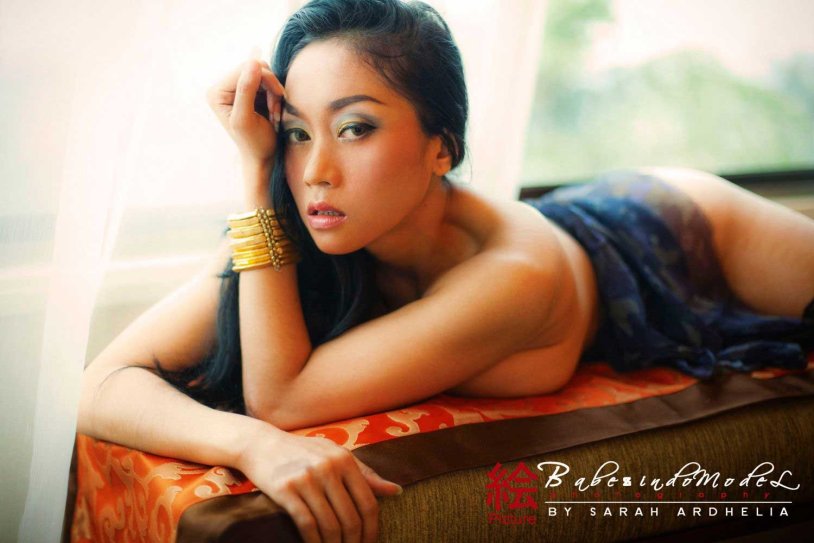 Naked girls of Indonesia