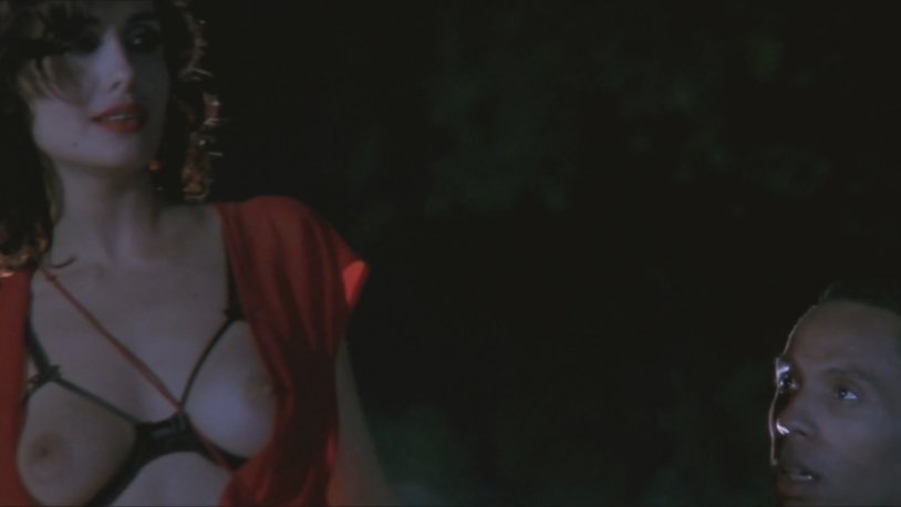 Claudia Coll all ladies do this