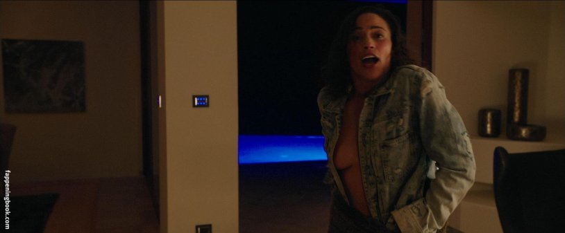 Paula Patton in underwear is notable for the mission