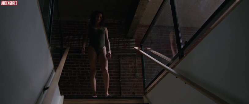 Paula Patton in the film Traffic