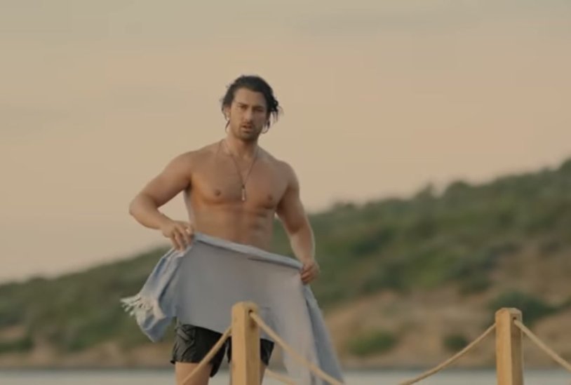 Alp Navruz actor torso