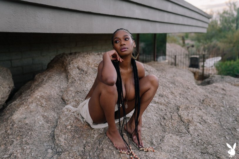 Siara American singer sexy