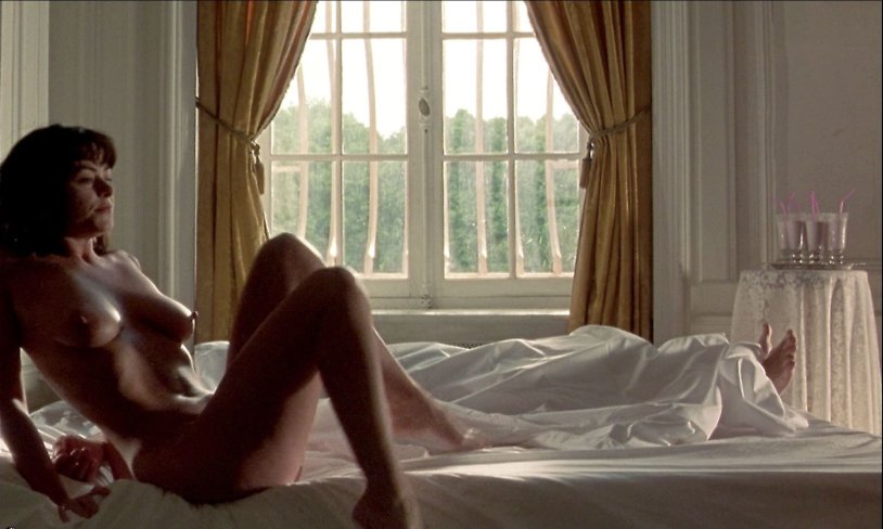 Polly Walker photo breasts