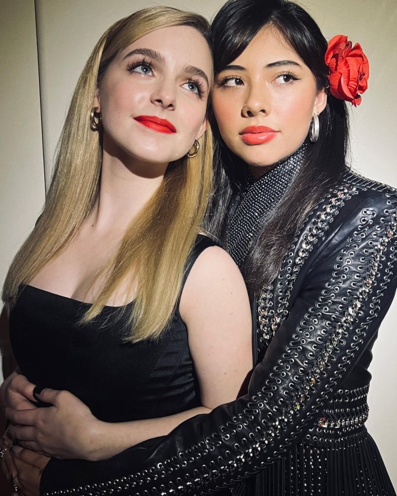 Dakota and El Fanning