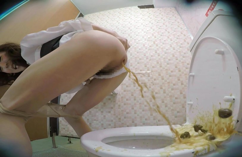 The girl has diarrhea hidden camera