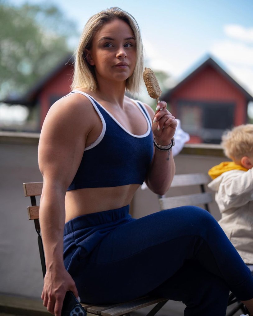 Melinda Lindmark photo shoot