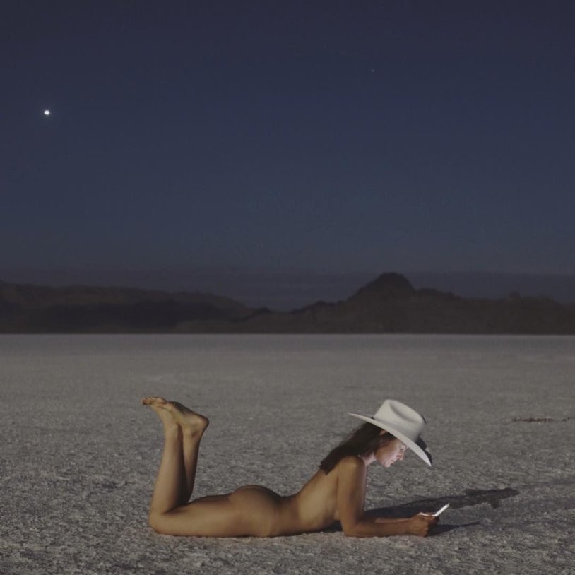 Magdalena Vosinsk Naked