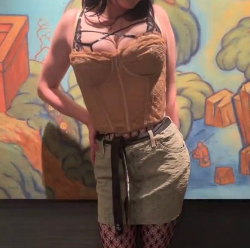 Billie Eilish Hot Photos