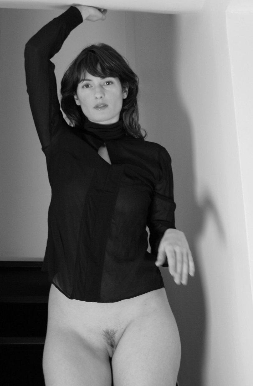 Mature women with naked bottom