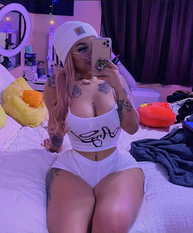 Sandra Kay Naked Tits