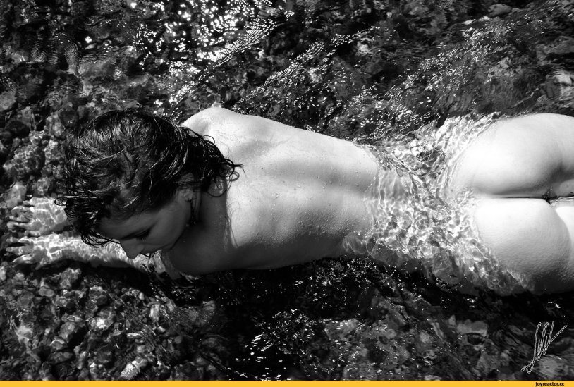 Photo shoots in water