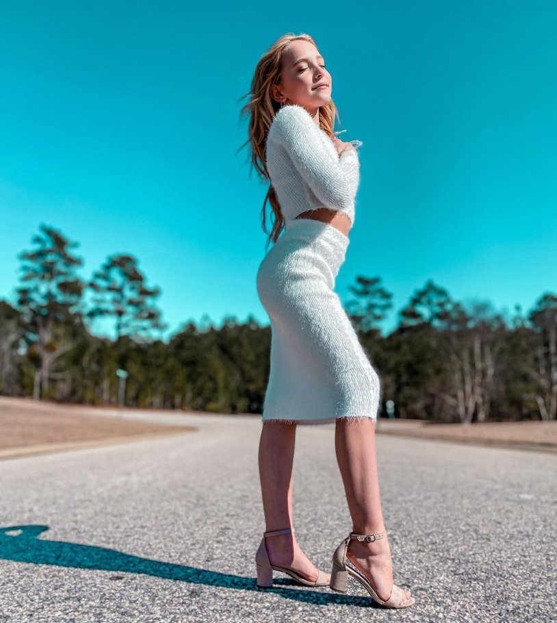 Lilliana Ketchman 2019