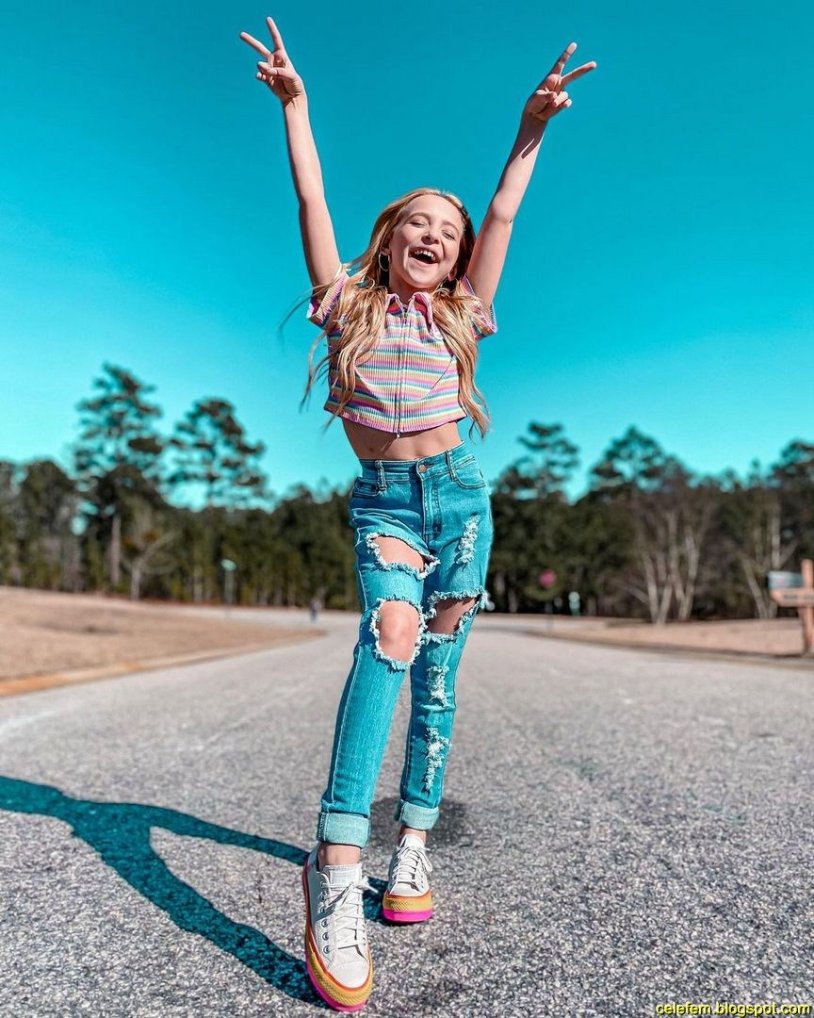 Lilly Ketchman photo shoot