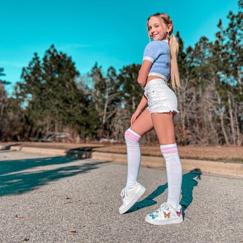 Lilly Ketchman photo shoot