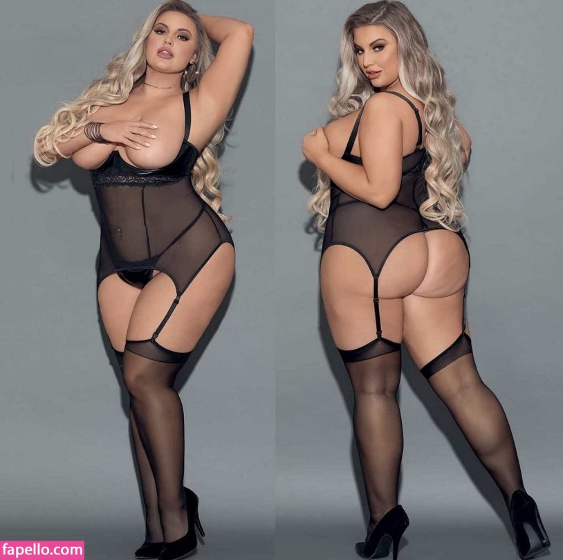 Lush women in underwear