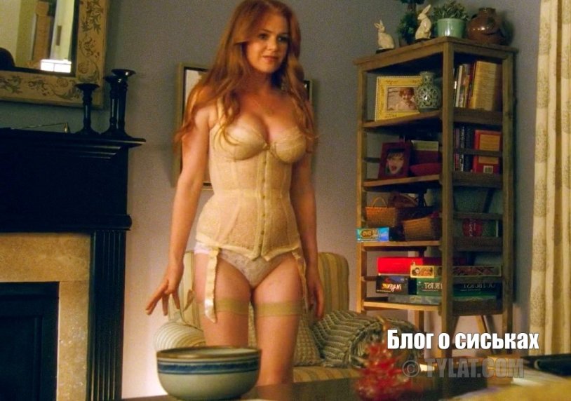 Aila Fisher bed Boobs