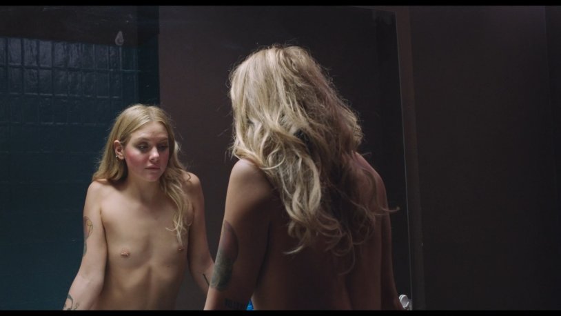 Sofia Kappel naked photo