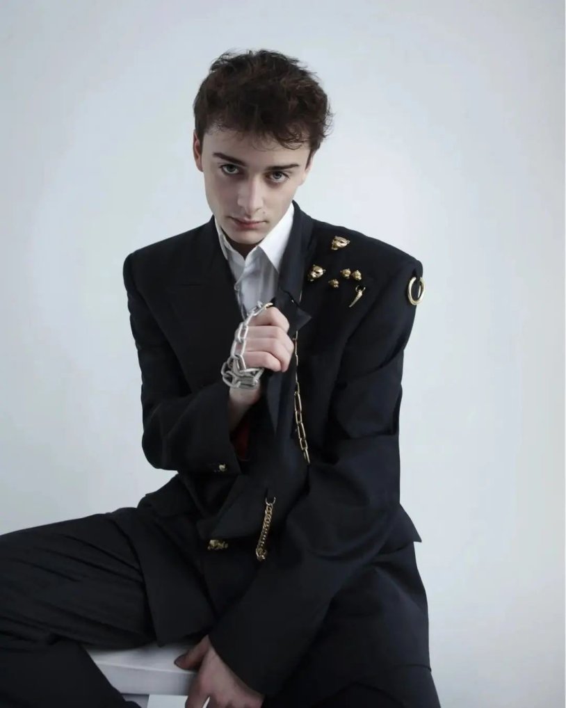 Dania is a white photo