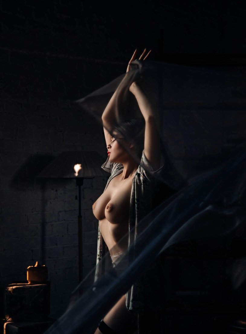 Maya Shakhnazarova model nude