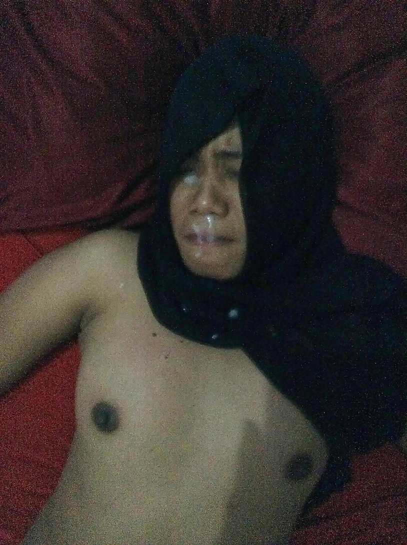 Naked Indonesians in a hijab