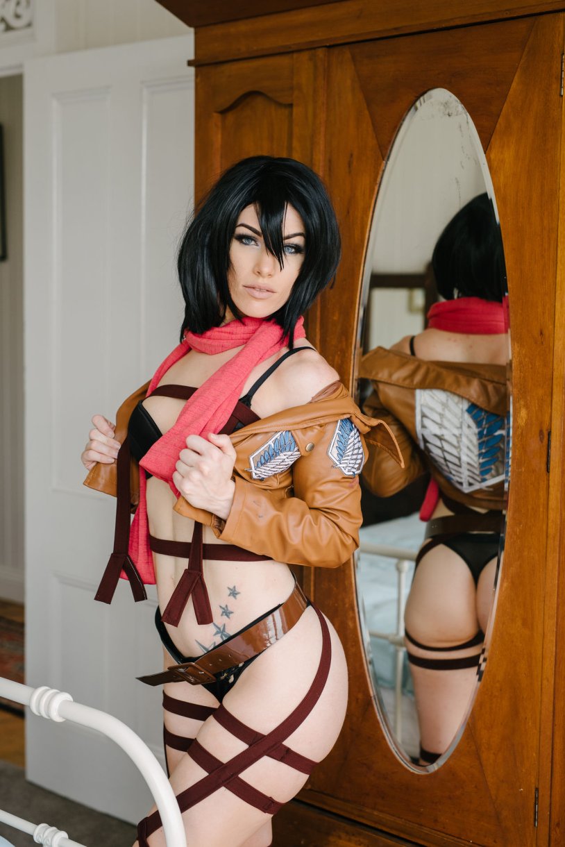 Mikasa Ackerman Cosplay Tits