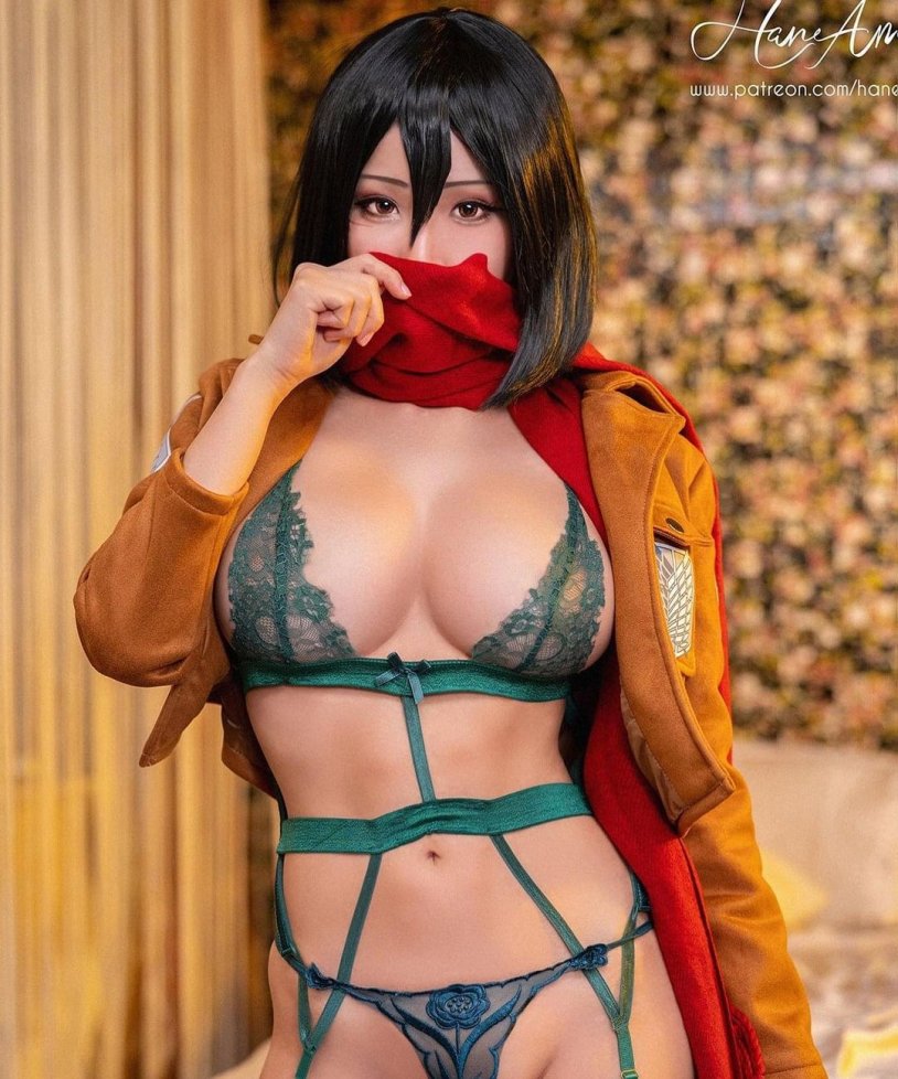 Mikasa Akkerman Naked Cosplay