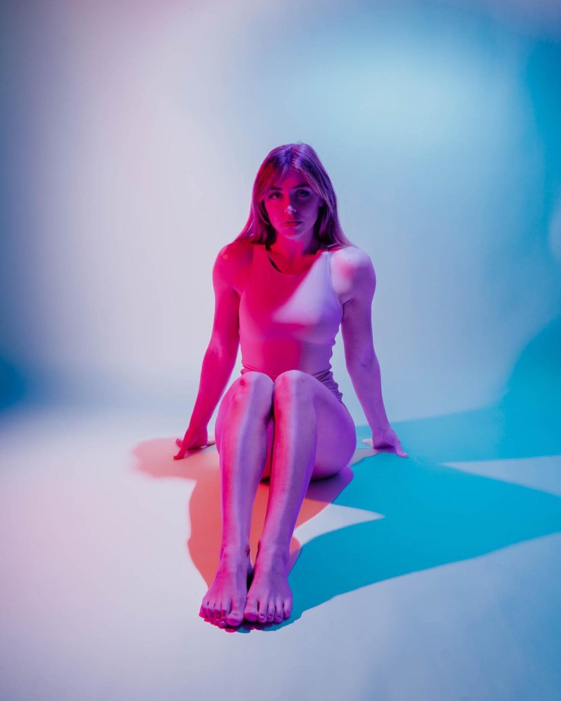 The photo shoot is erotic