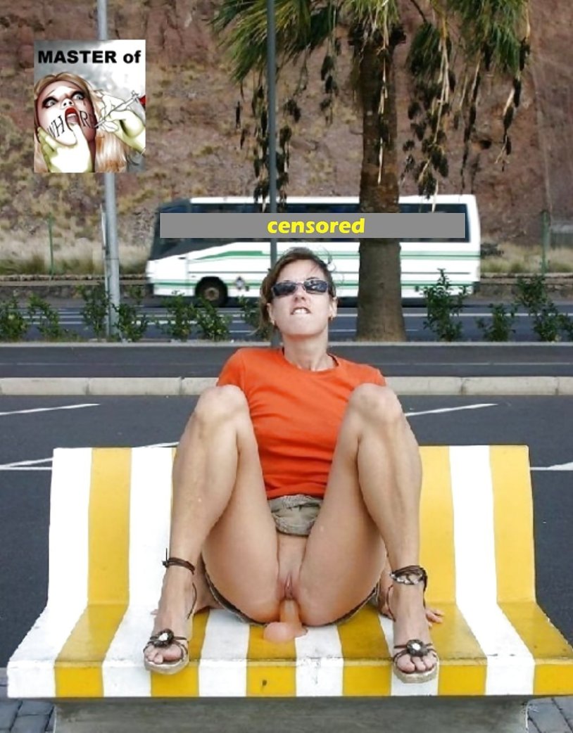 Naked woman Show Pussy in Public Place