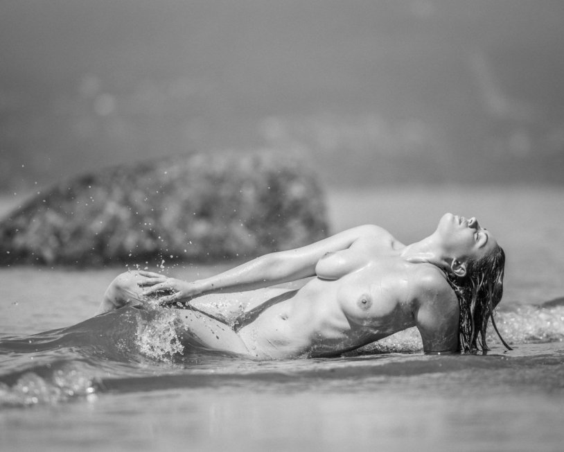 Photo shoots in water