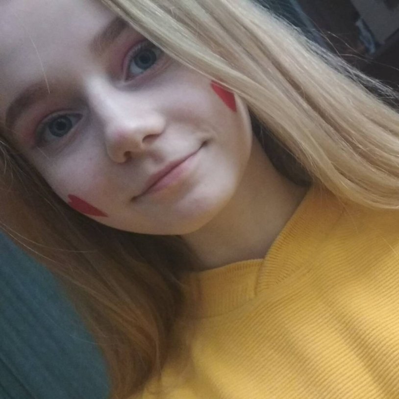 Alina Nikitina Liinaliis Fox