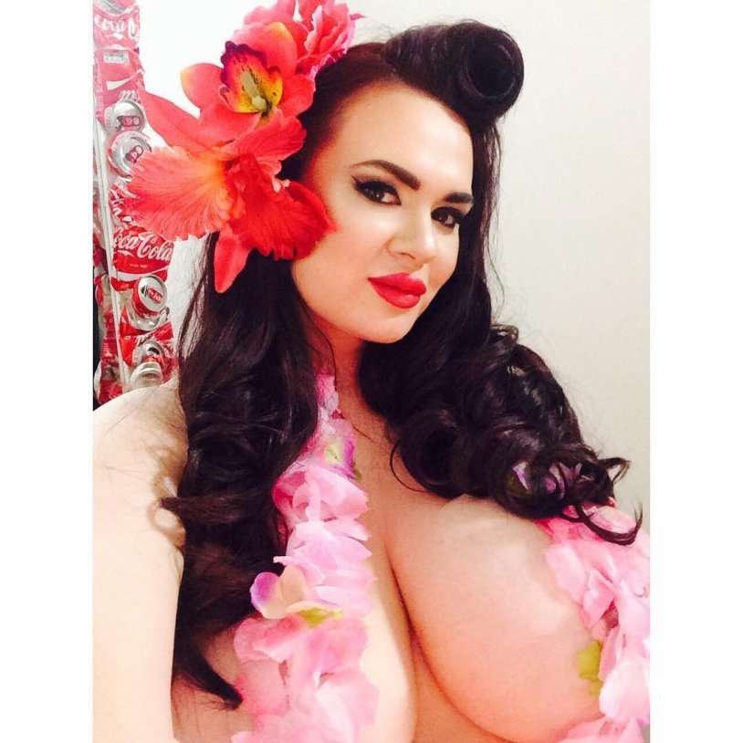 Lexy Lu (Lexy LU) in bikini 18+porn