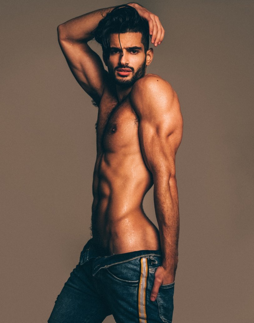 Sam Dorgham Onlifans Model