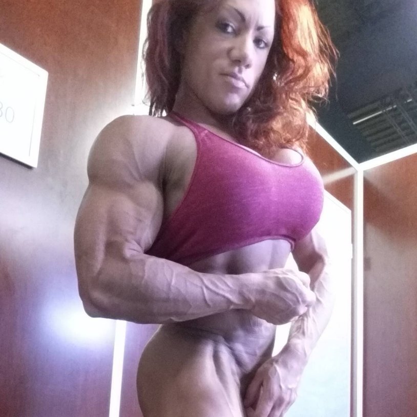 ISABELLE TURELL SARADAS