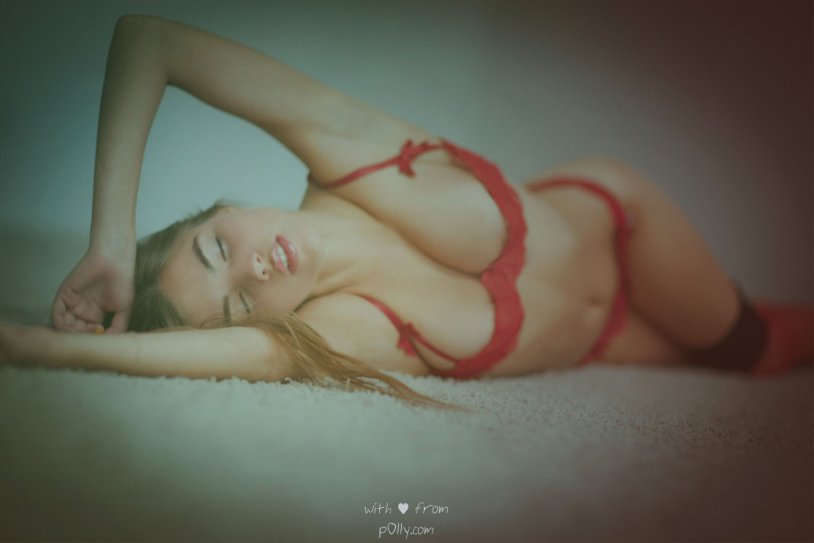 Alina Alulyukina Big thigh Nude