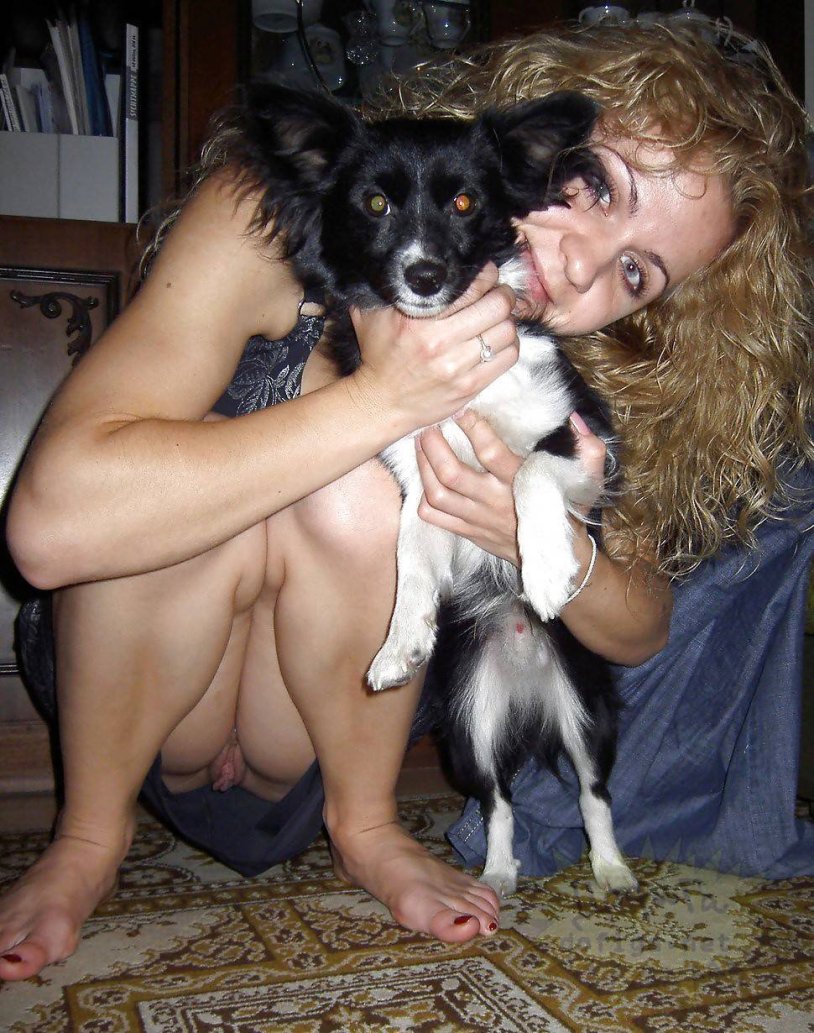 The girl accidentally lit pussy