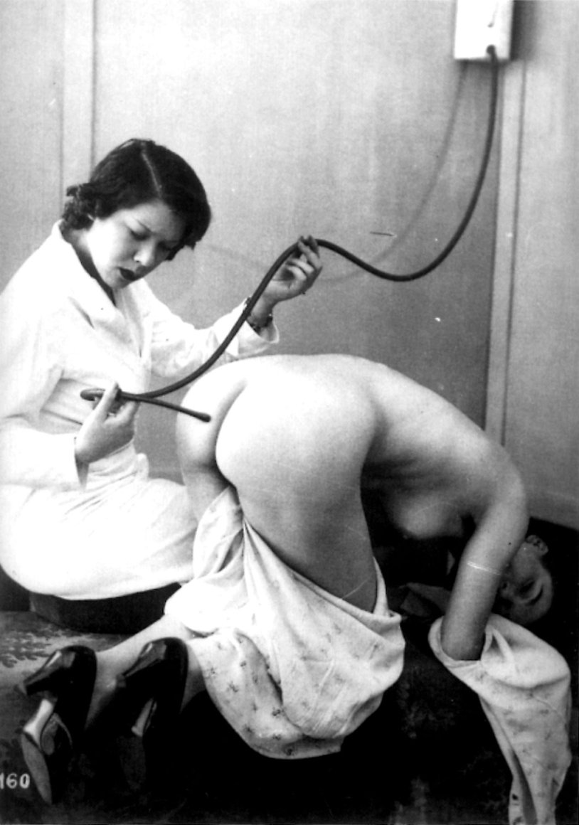 Retro erotic gynecology