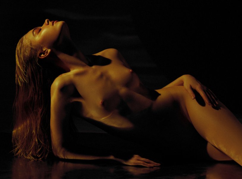 Victor Korneev photographer naked