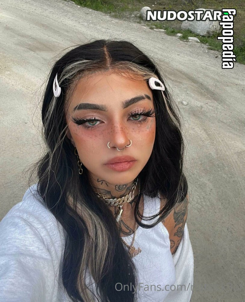 Keaton Belle Notsick3