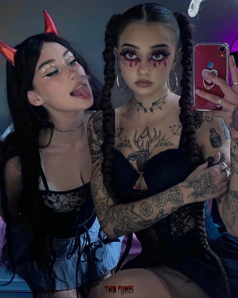 Keaton Belle Notsick3 Plum