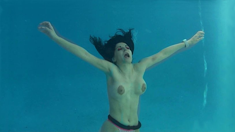 Drowning a woman boobs