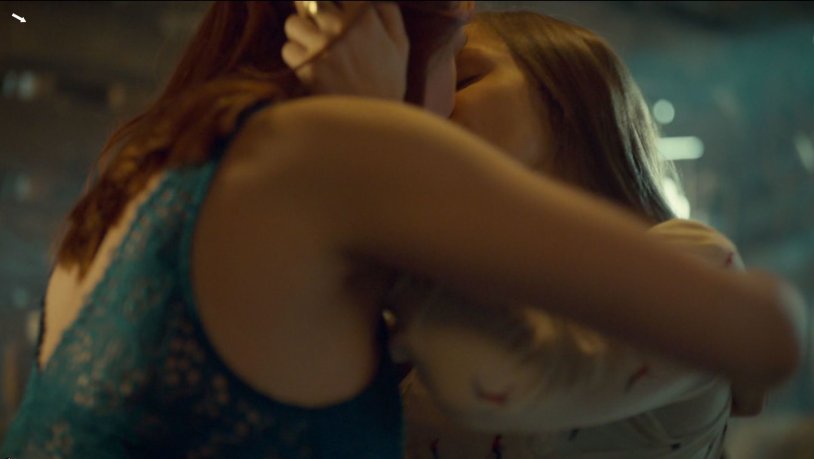 Caterine Barrell Nud