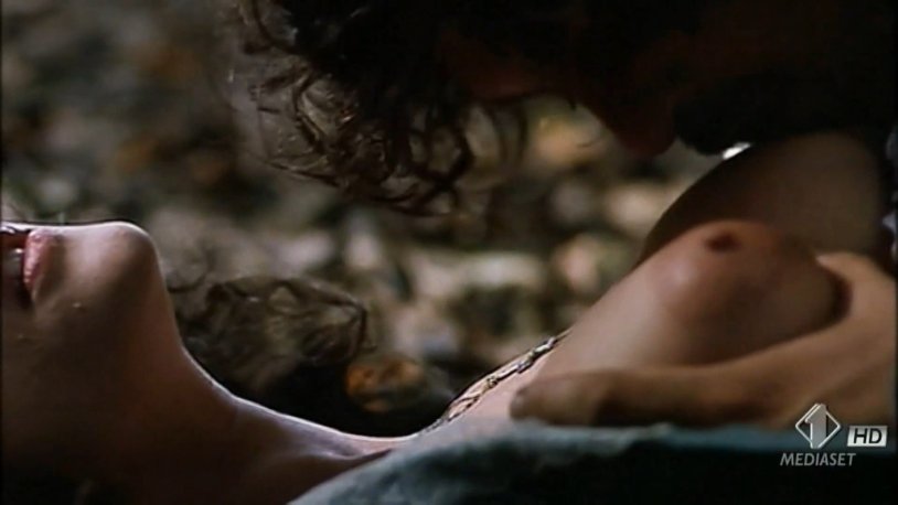 Naked Monica Bellucci in Malena Sex