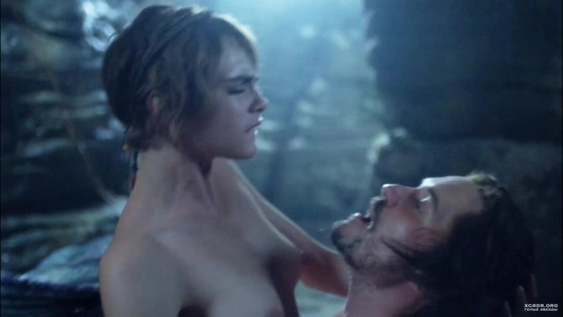 Cara Delevingne Erotic scenes